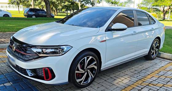 VOLKSWAGEN JETTA 2.0 350 TSI GASOLINA GLI DSG